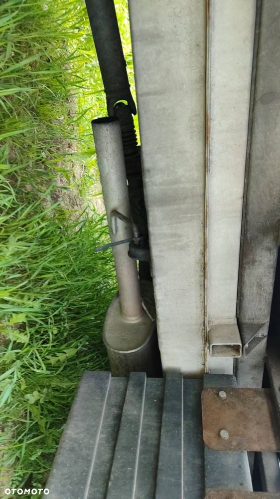 Mercedes-Benz Sprinter - 4