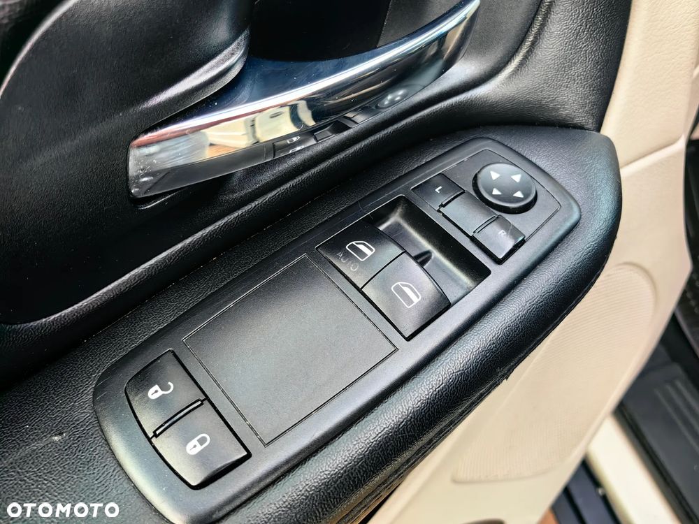 Dodge Grand Caravan 3.6 Express - 25