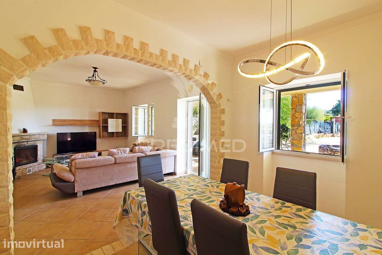 Moradia T3 Independente com Piscina e 1.840 m² de Terreno - Grande imagem: 4/32