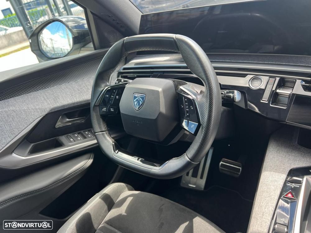Peugeot E-3008 73 kWh GT - 10
