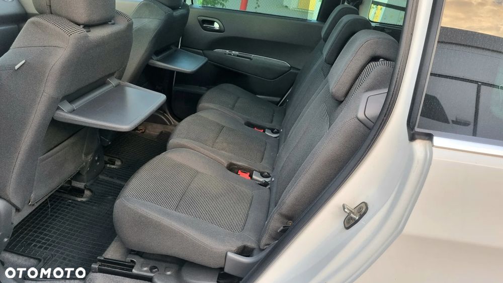 Peugeot 5008 HDI 160 Automatik Business-Line - 16