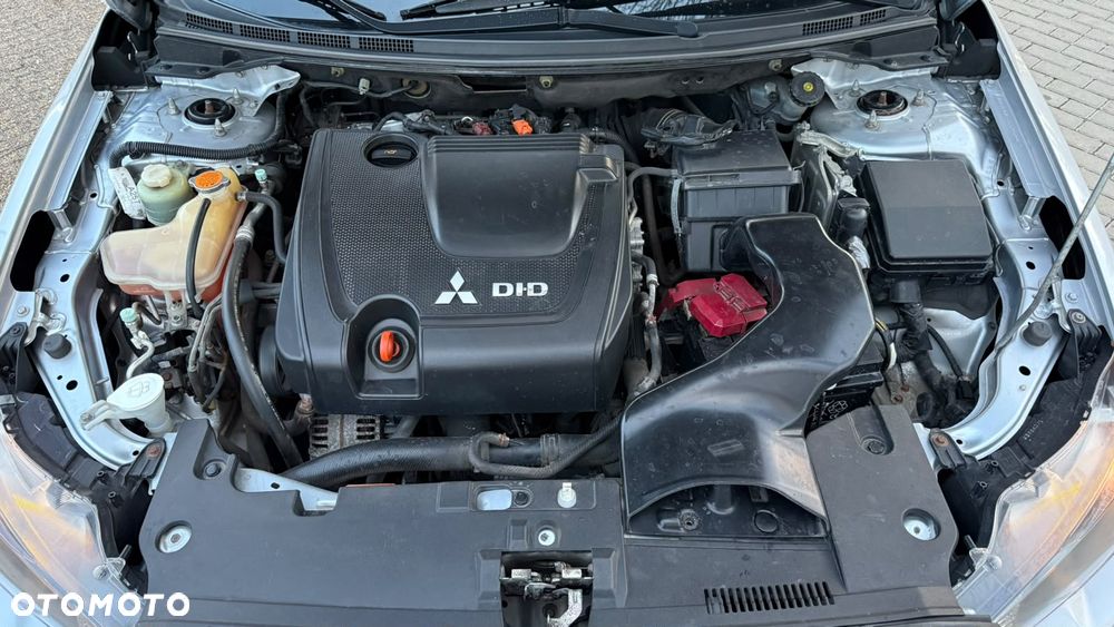 Mitsubishi Lancer - 11