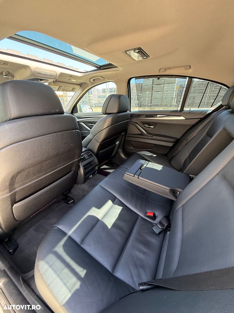 BMW Seria 5 525d Aut. - 21
