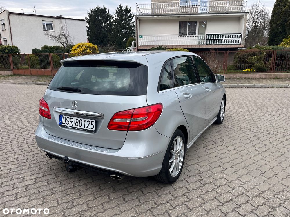 Mercedes-Benz Klasa B 180 CDI (BlueEFFICIENCY) - 6
