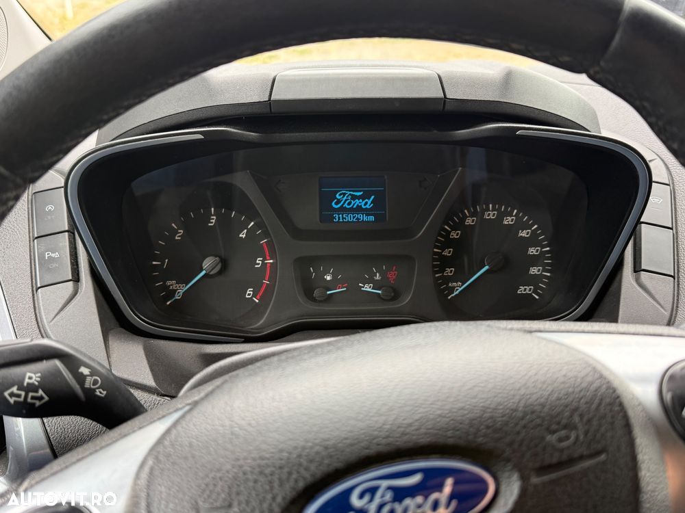 Ford Transit Custom - 8