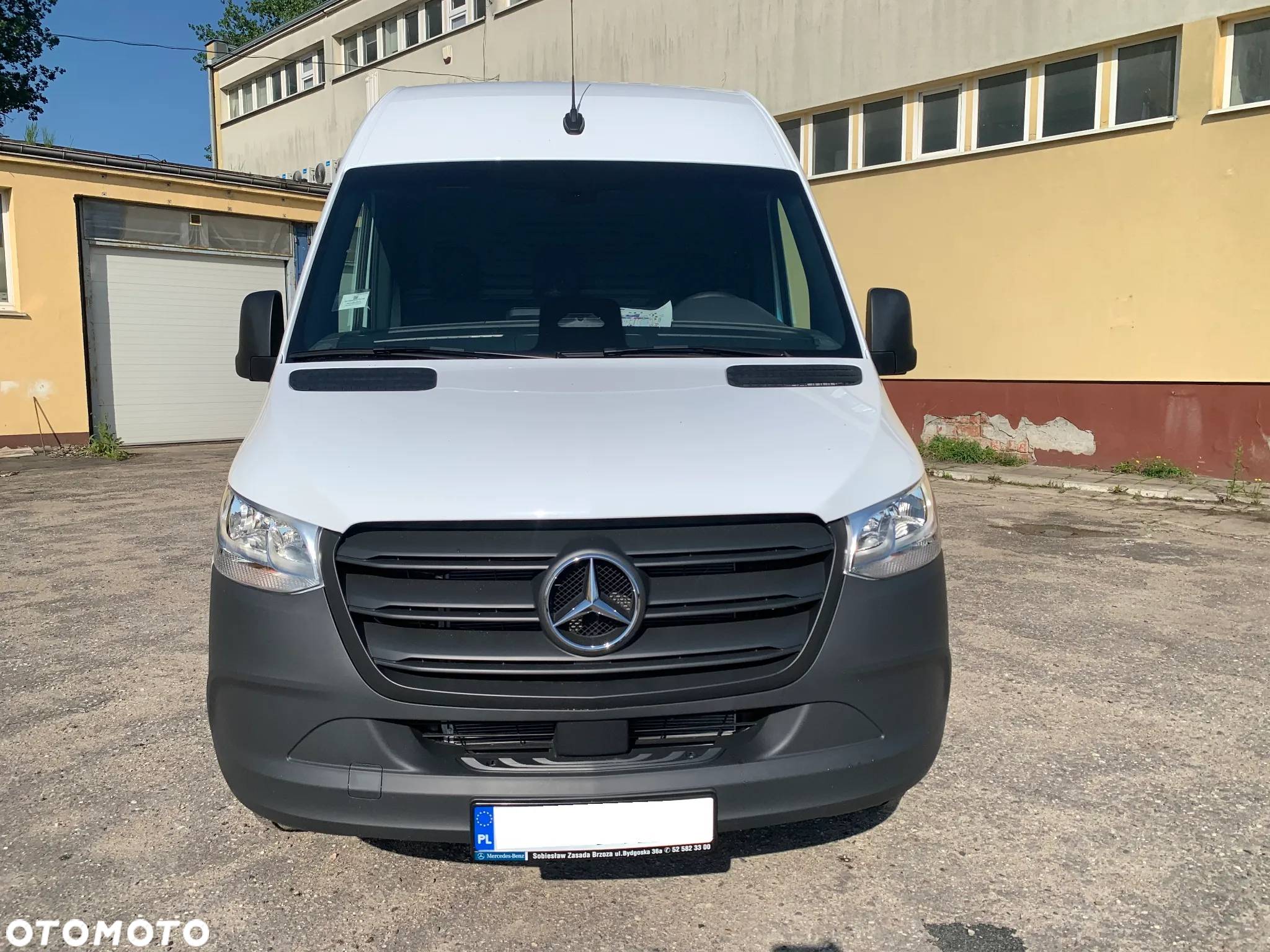 Mercedes-Benz SPRINTER 317 CDI Furgon PRO - 2