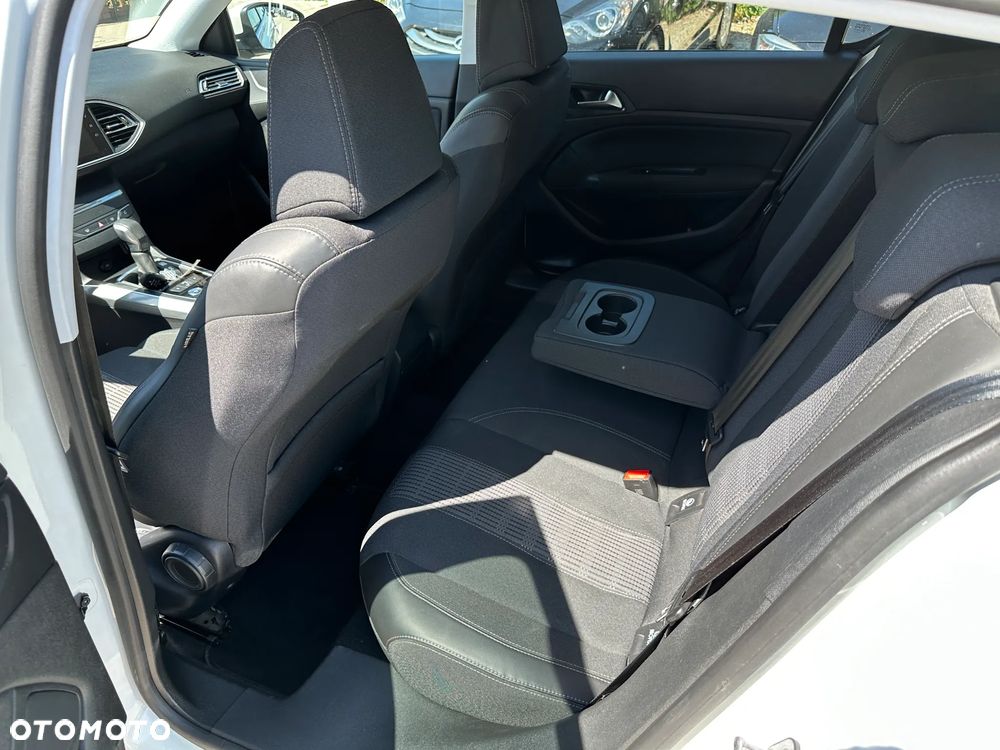 Peugeot 308 - 22