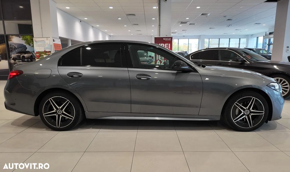 Mercedes-Benz C 300 e 4MATIC 9G-TRONIC AMG Line - 9