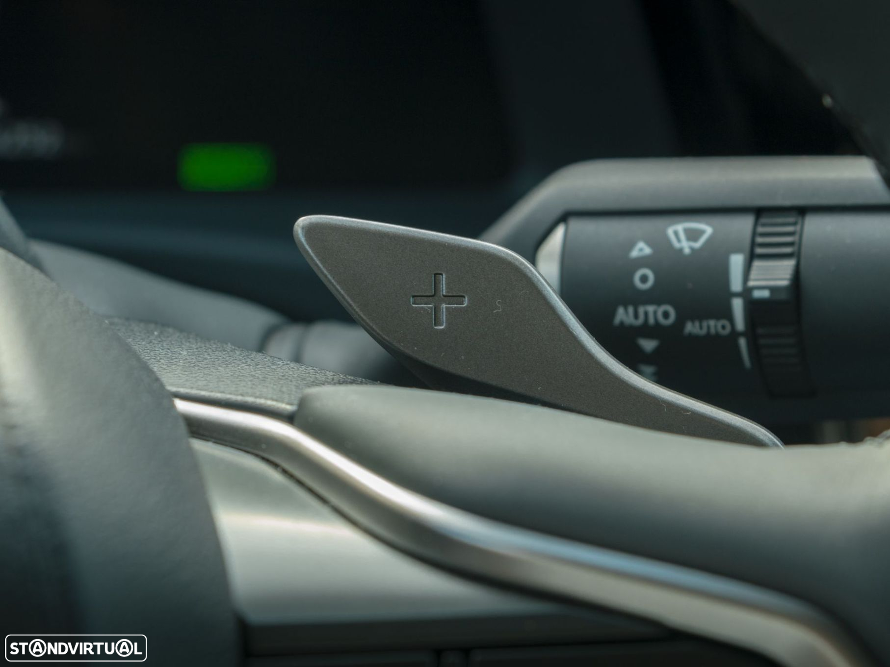 Lexus rz-450e Executive Plus - 26