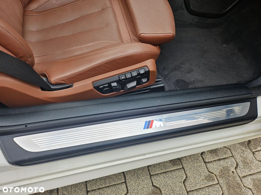 BMW Seria 6 650i xDrive - 26