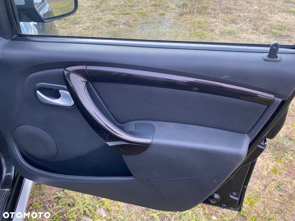 Dacia Duster 1.6 Laureate - 27