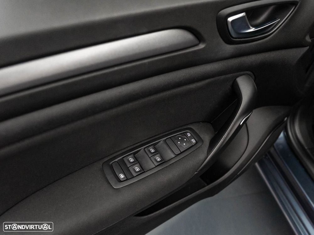 Renault Mégane Sport Tourer 1.6 E-Tech Plug-In Zen - 16