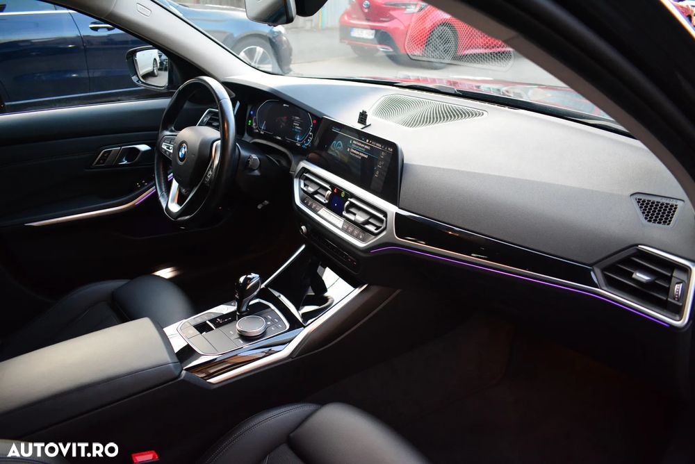 BMW Seria 3 330e Aut. Sport Line - 20