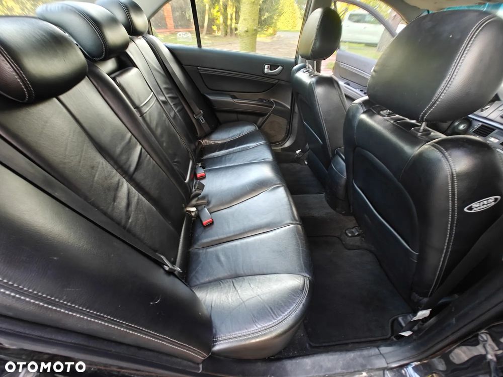 Hyundai Sonata 3.3 V6 GLS - 10