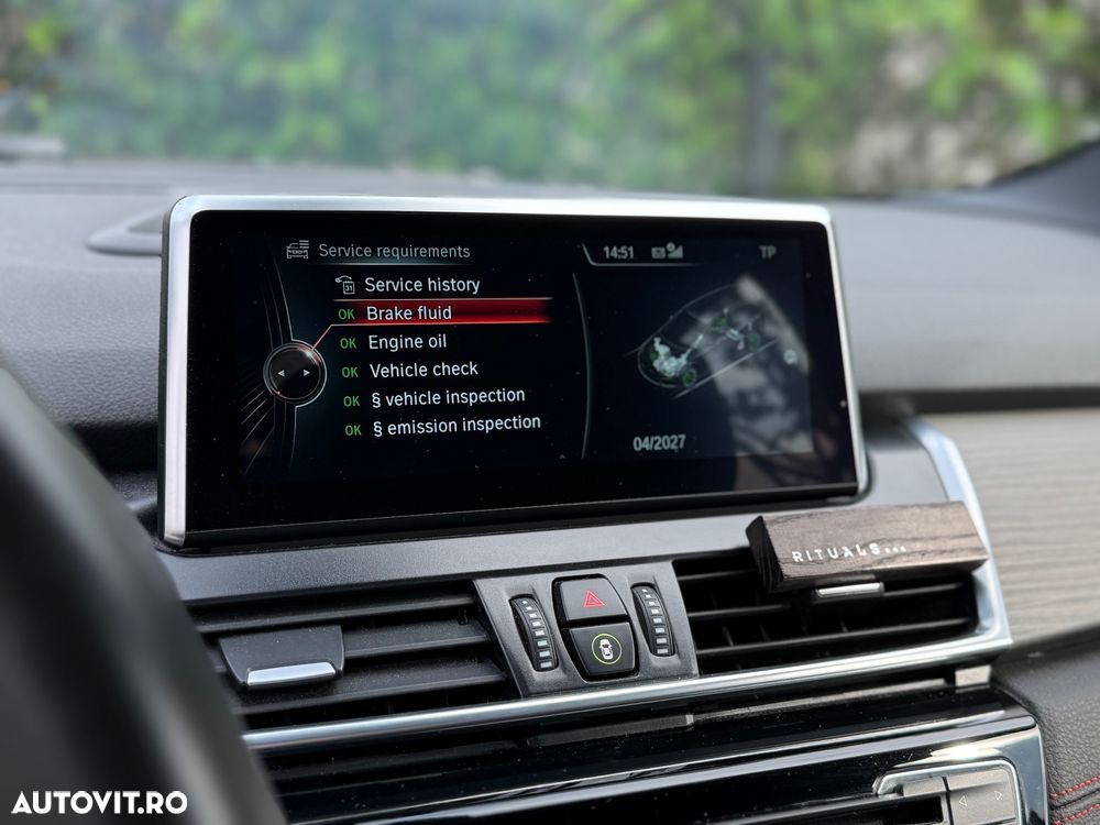 BMW Seria 2 218d - 22