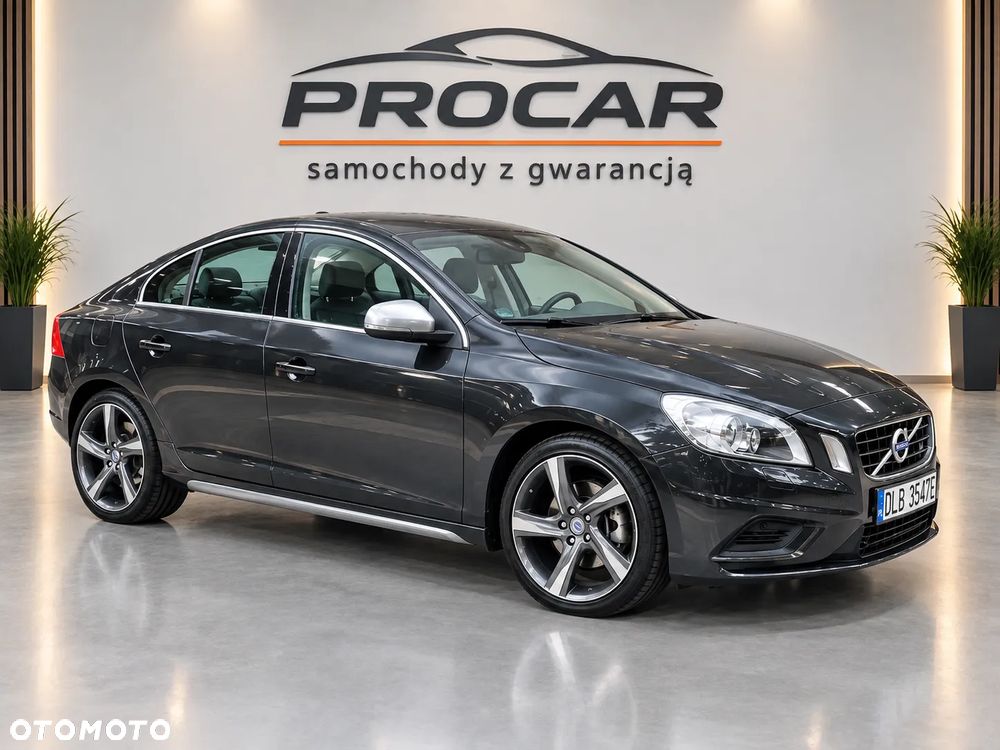 Volvo S60 D2 R-Design - 2