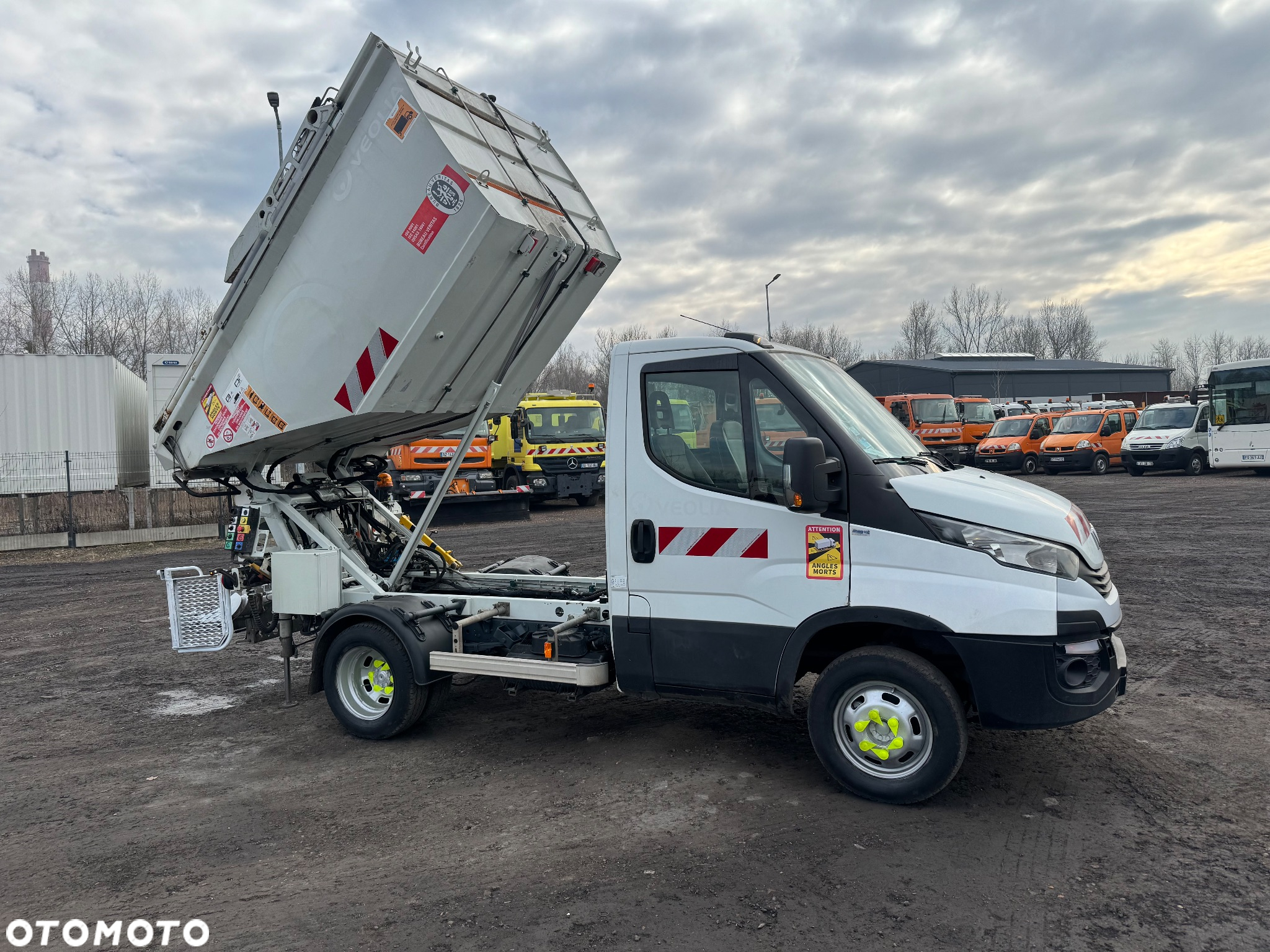 Iveco Daily 35C18 Śmieciarka 2017r. Zoeller Semat 3.5t DMC Tylko 94 tyś.km EURO 6 Prawo Jazdy kat. B Garbage Truck Garbage Car - 5