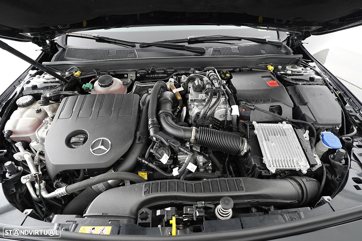 Mercedes-Benz A 250 e - 25