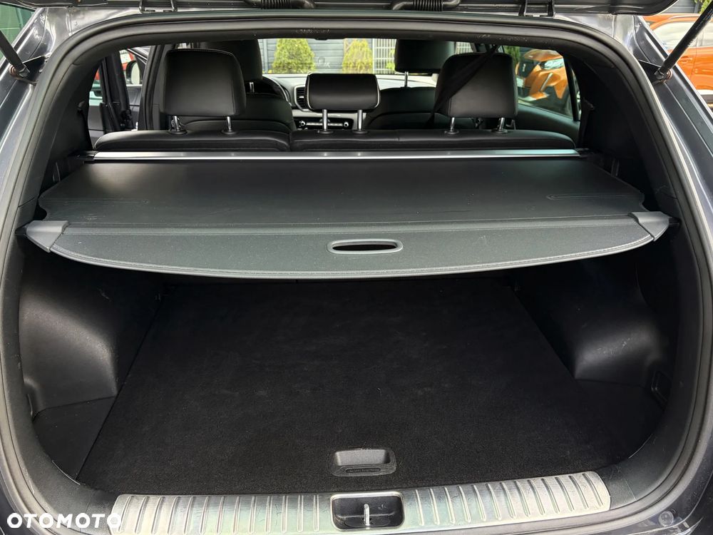 Kia Sportage 2,0 CRDI AWD GT Line - 36