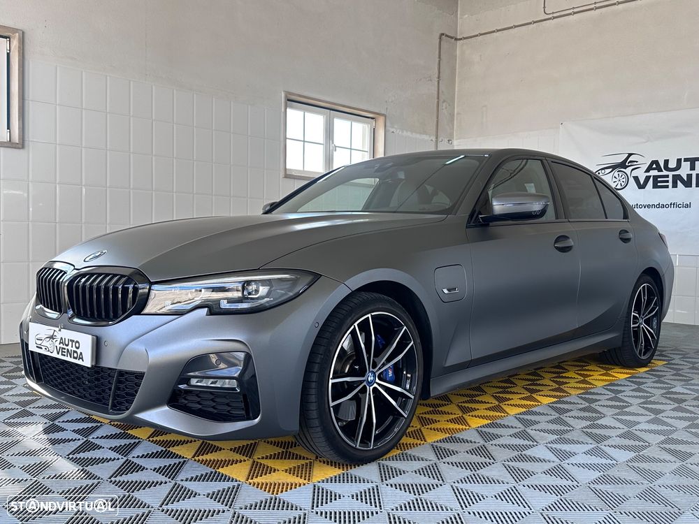 BMW 330 e Pack M Auto - 1