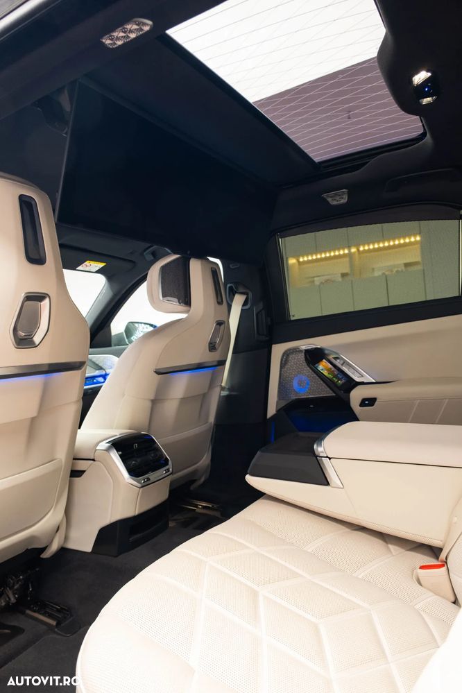 BMW Seria 7 740d xDrive MHEV - 20