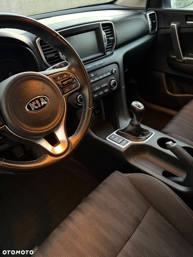 Kia Sportage 1.6 GDI L 2WD - 18