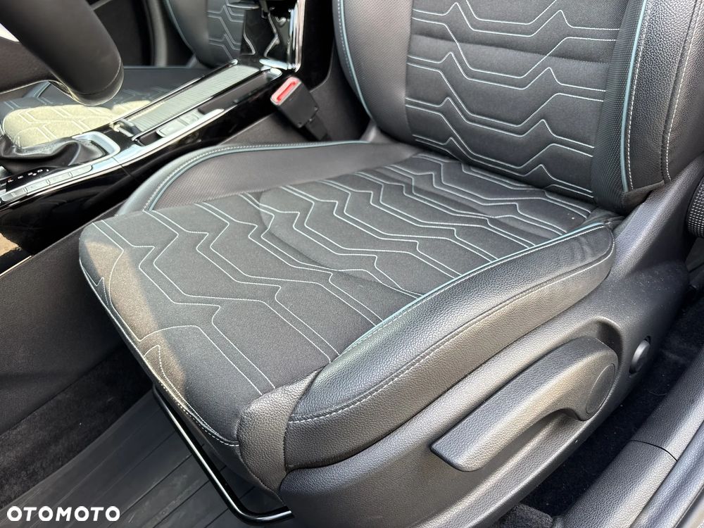 Kia XCeed 1.6 T-GDI Tribute DCT - 12