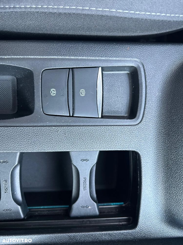 Ford Focus 1.5 EcoBlue Connected - 22