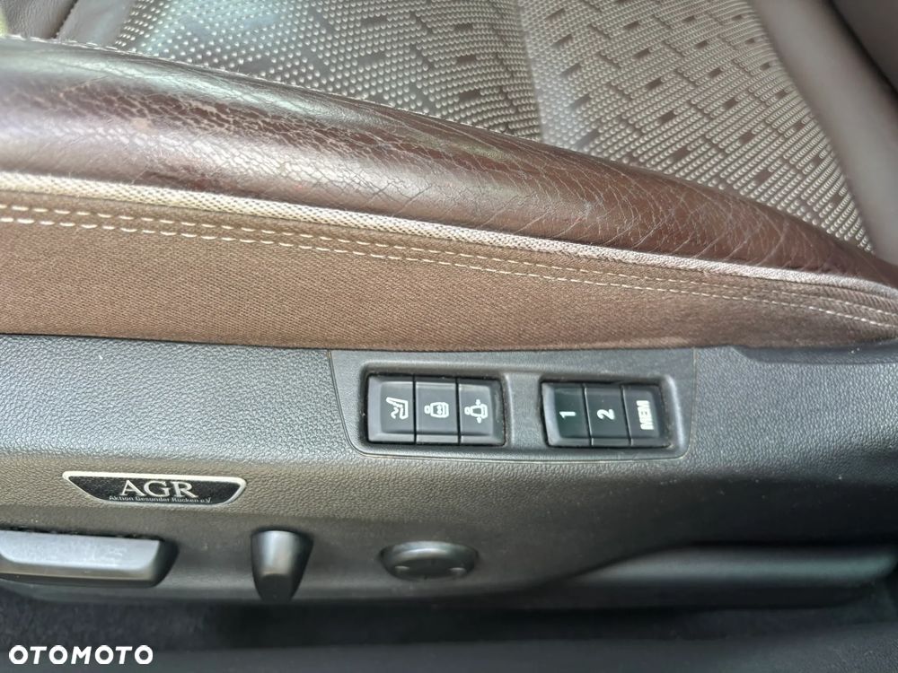Opel Insignia 2.0 T 4x4 Innovation S&S - 32