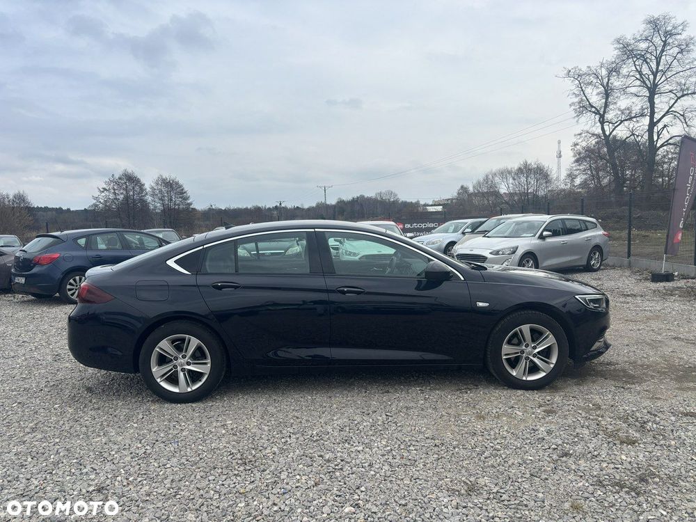 Opel Insignia - 12