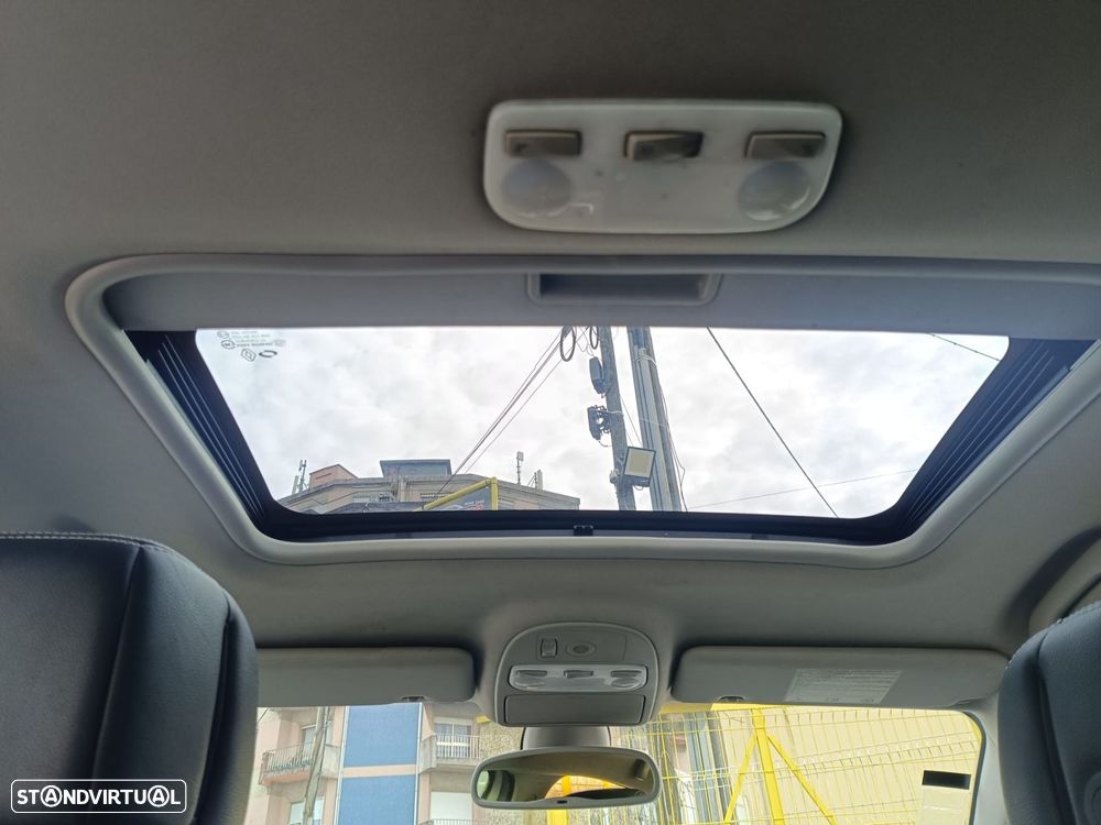 Renault Fluence 1.5 dCi Exclusive - 8