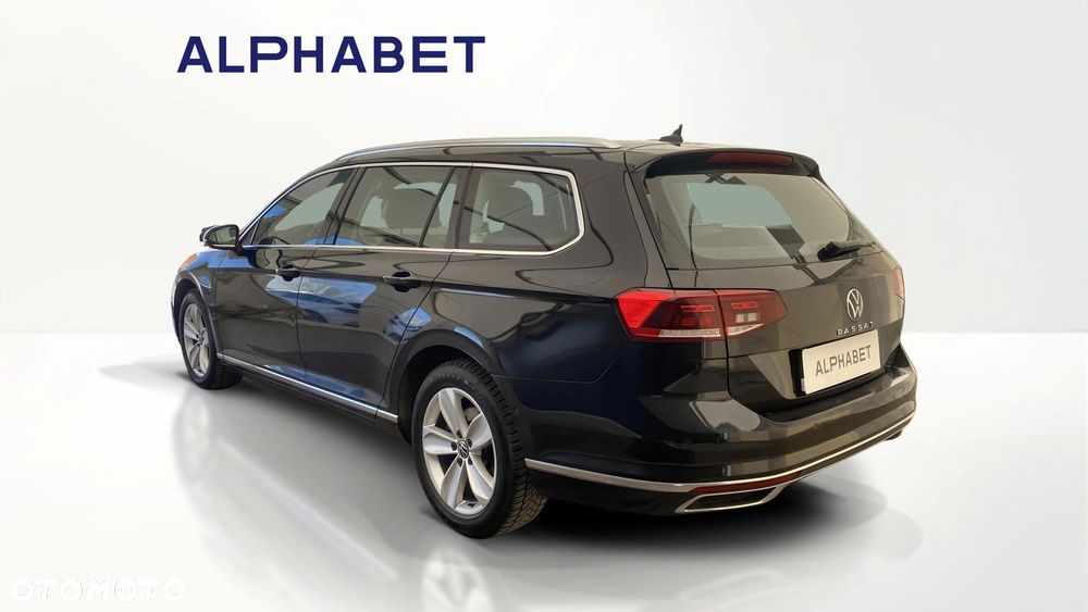 Volkswagen Passat - 3