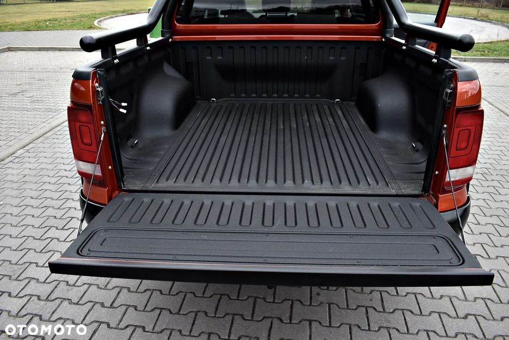 Volkswagen Amarok 2.0 BiTDI Autm Canyon - 9