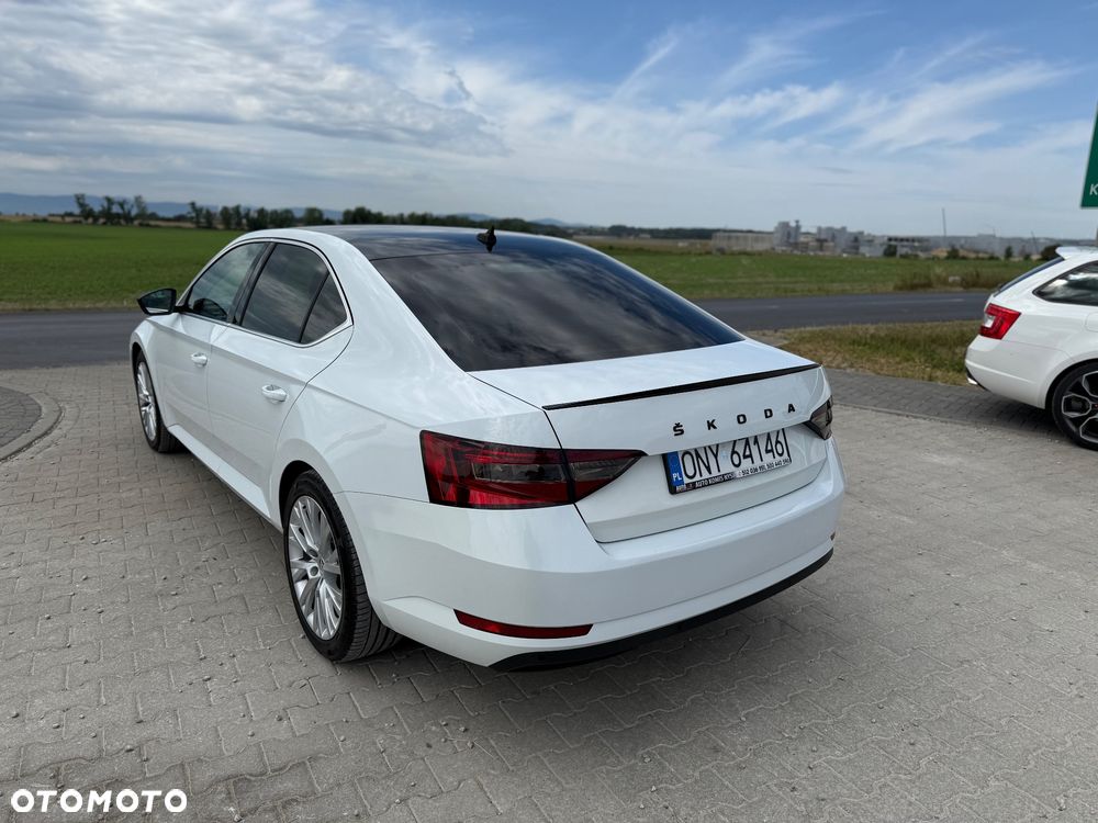 Skoda Superb 1.5 TSI Plug-in Hybrid Edition 130 DSG - 13