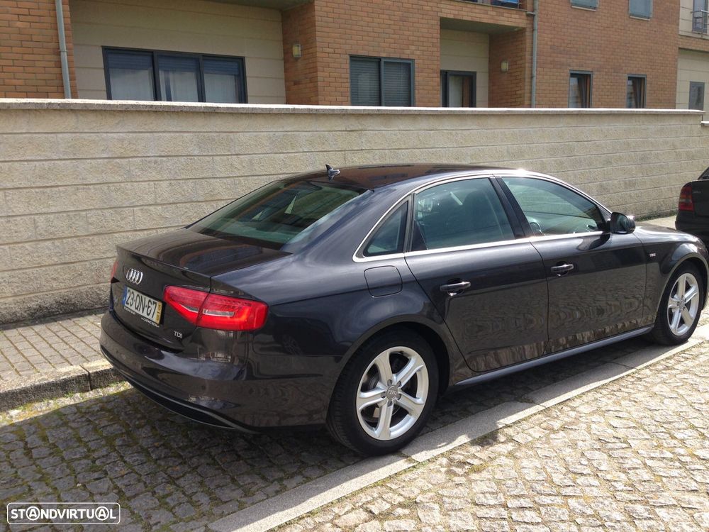 Audi A4 2.0 TDI Business Line S-line - 19