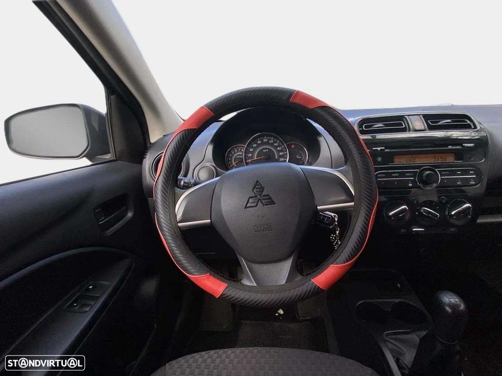 Mitsubishi Space Star - 14