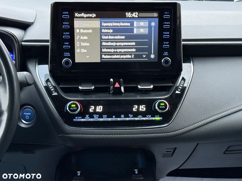 Toyota Corolla 1.8 Hybrid Executive - 11