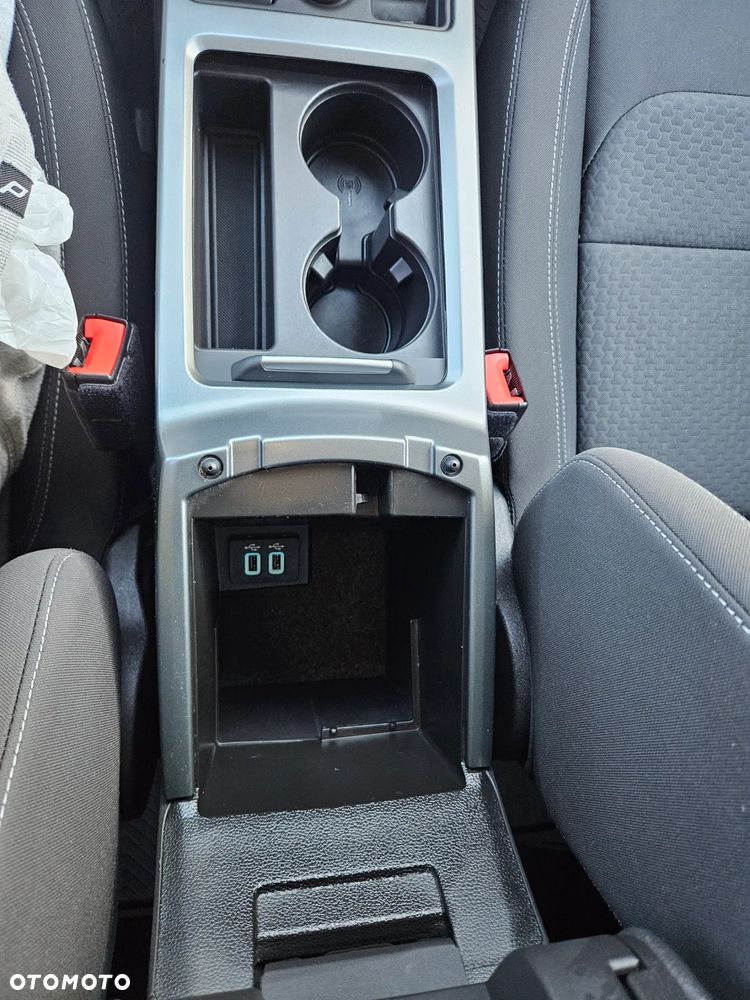 Ford Kuga 2.0 TDCi AWD Titanium - 22