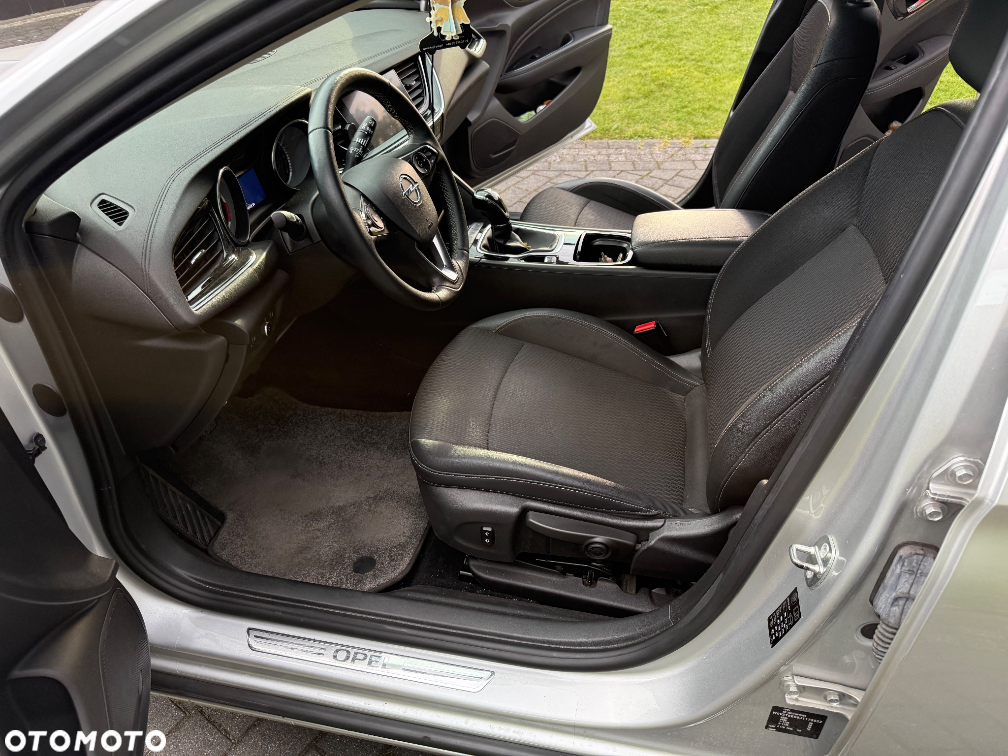 Opel Insignia - 10