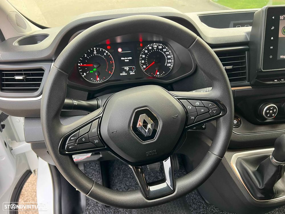 Renault Trafic L2H1 2.0 dci Auto grand confort - 16