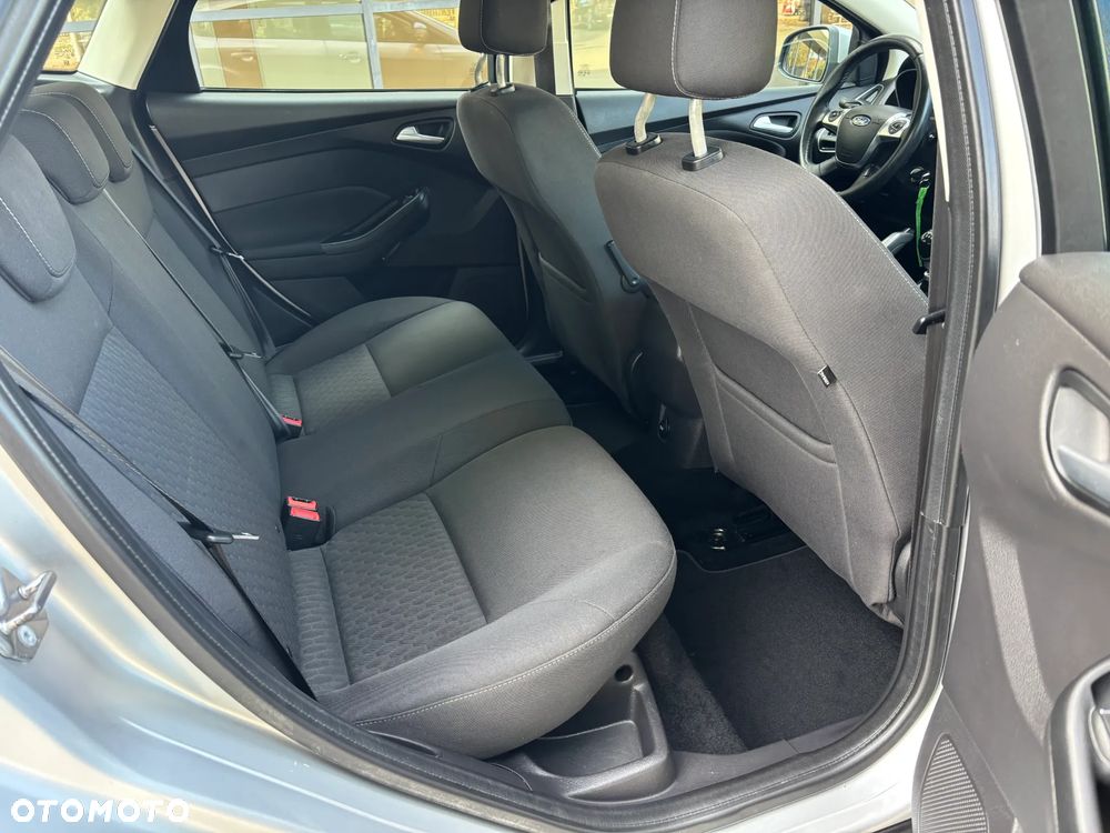 Ford Focus - 17