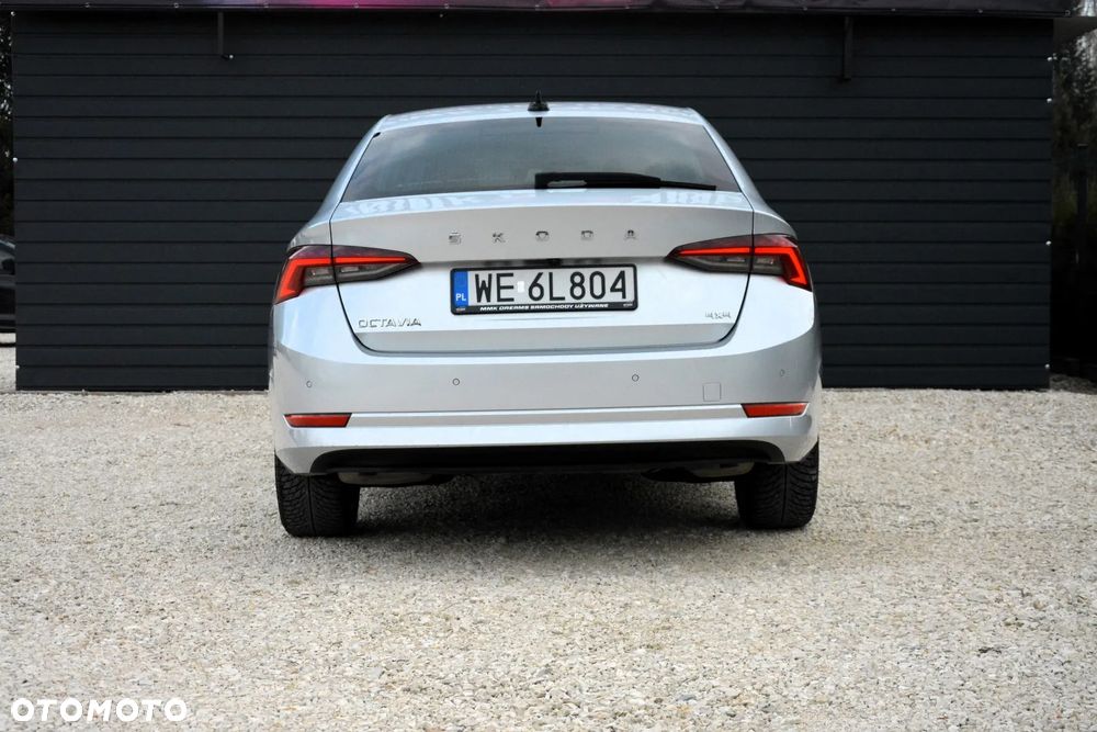 Skoda Octavia 2.0 TSI 4x4 Style DSG - 6