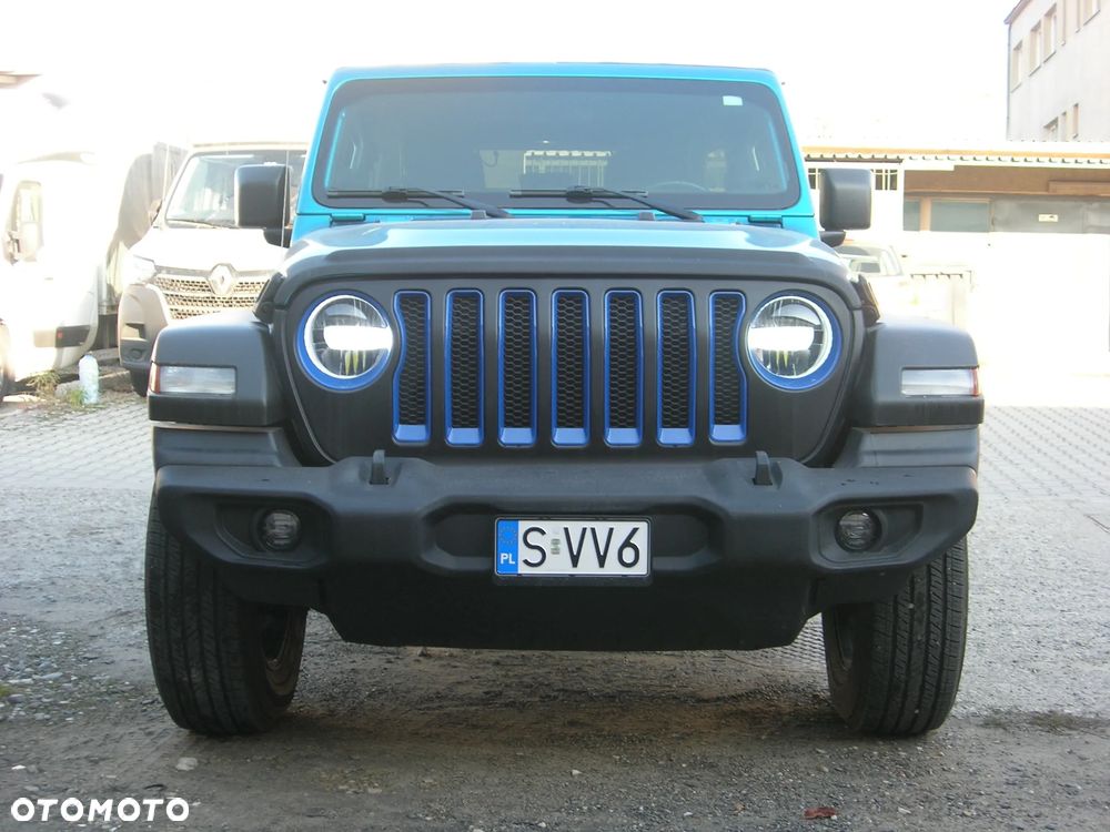 Jeep Wrangler - 2