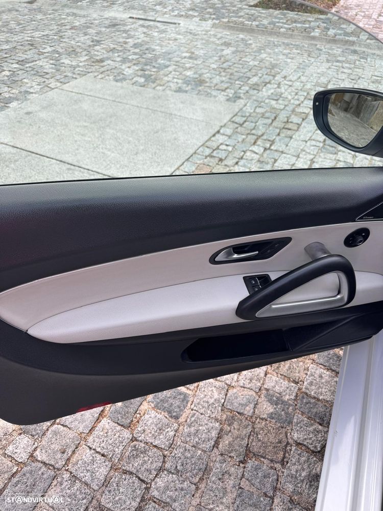VW Scirocco 2.0 TDI Sport DSG - 9
