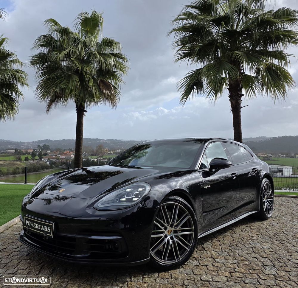 Porsche Panamera Sport Turismo 4 E-Hybrid Platinum Edition PDLS - 1