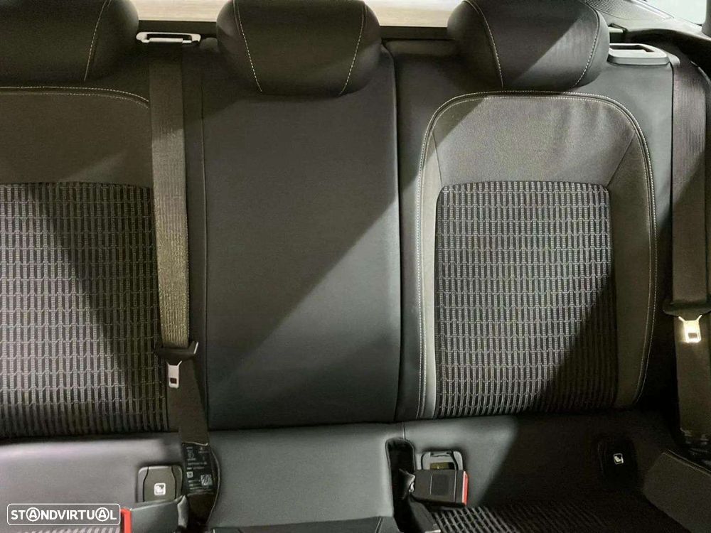 Opel Astra Sports Tourer - 17