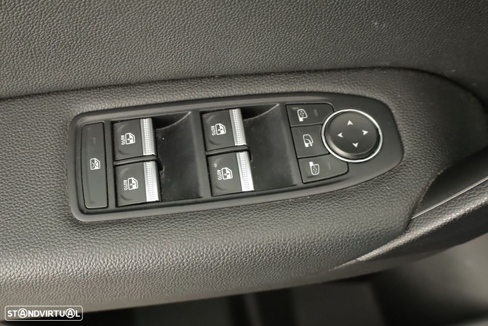 Renault Captur 1.0 TCe Techno Bi-Fuel - 22