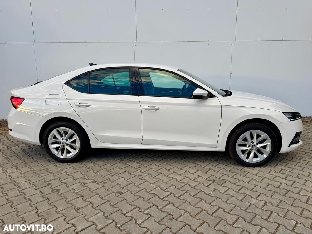 Skoda Octavia - 8