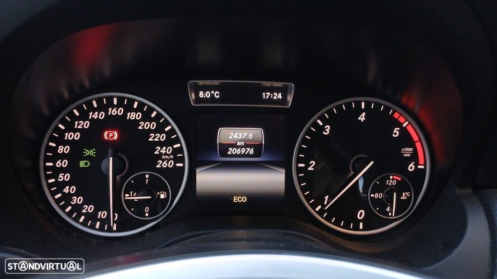 Mercedes-Benz A 200 CDI (BlueEFFICIENCY) Urban - 10