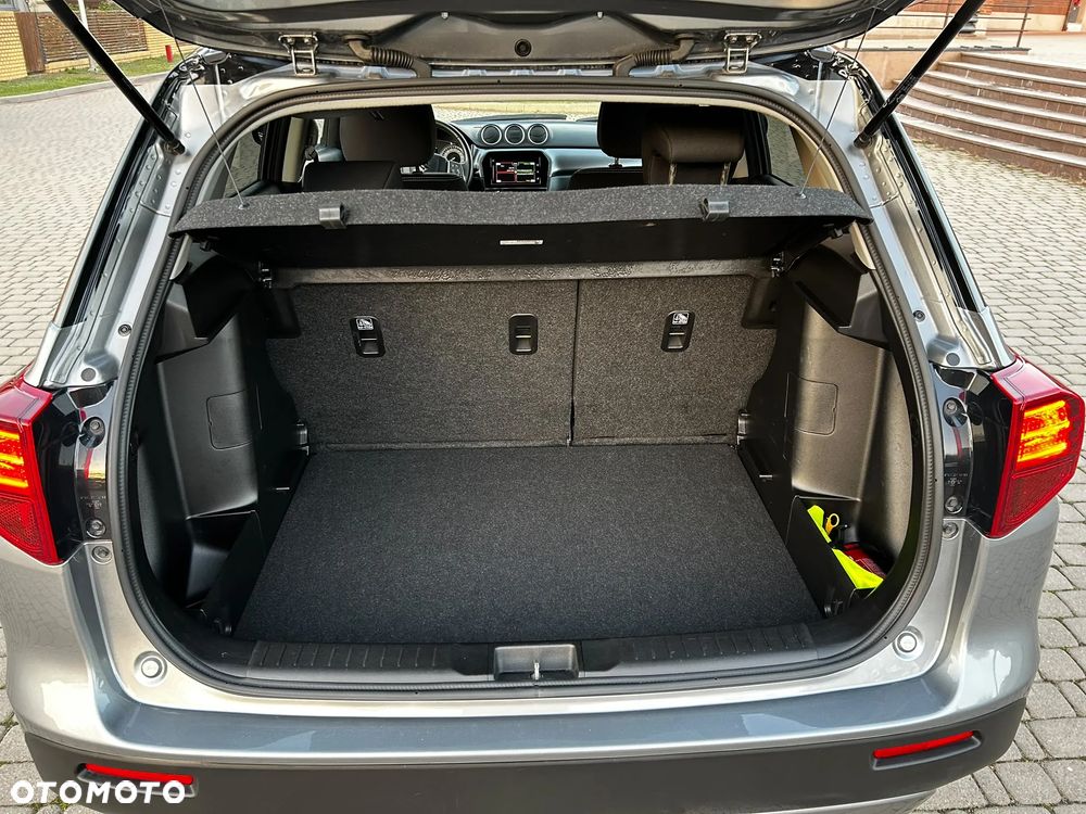 Suzuki Vitara 1.4 Boosterjet SHVS Premium 2WD - 32
